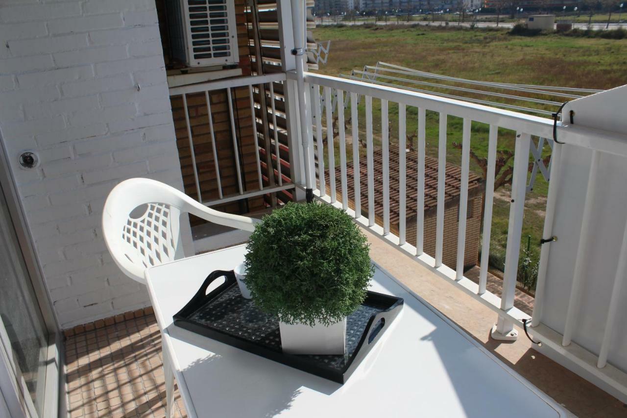R&G Pineda Apartamento ラ・ピネーダ エクステリア 写真